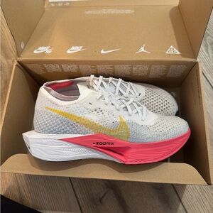 Nike W React Infinity Run 4 PRM Shoes